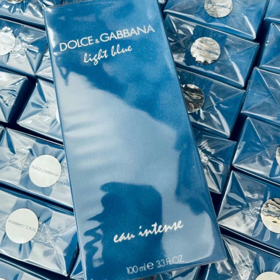 Dolce & Gabbana Light Blue Eau Intense