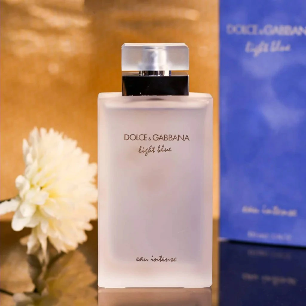 Dolce & Gabbana Light Blue Eau Intense