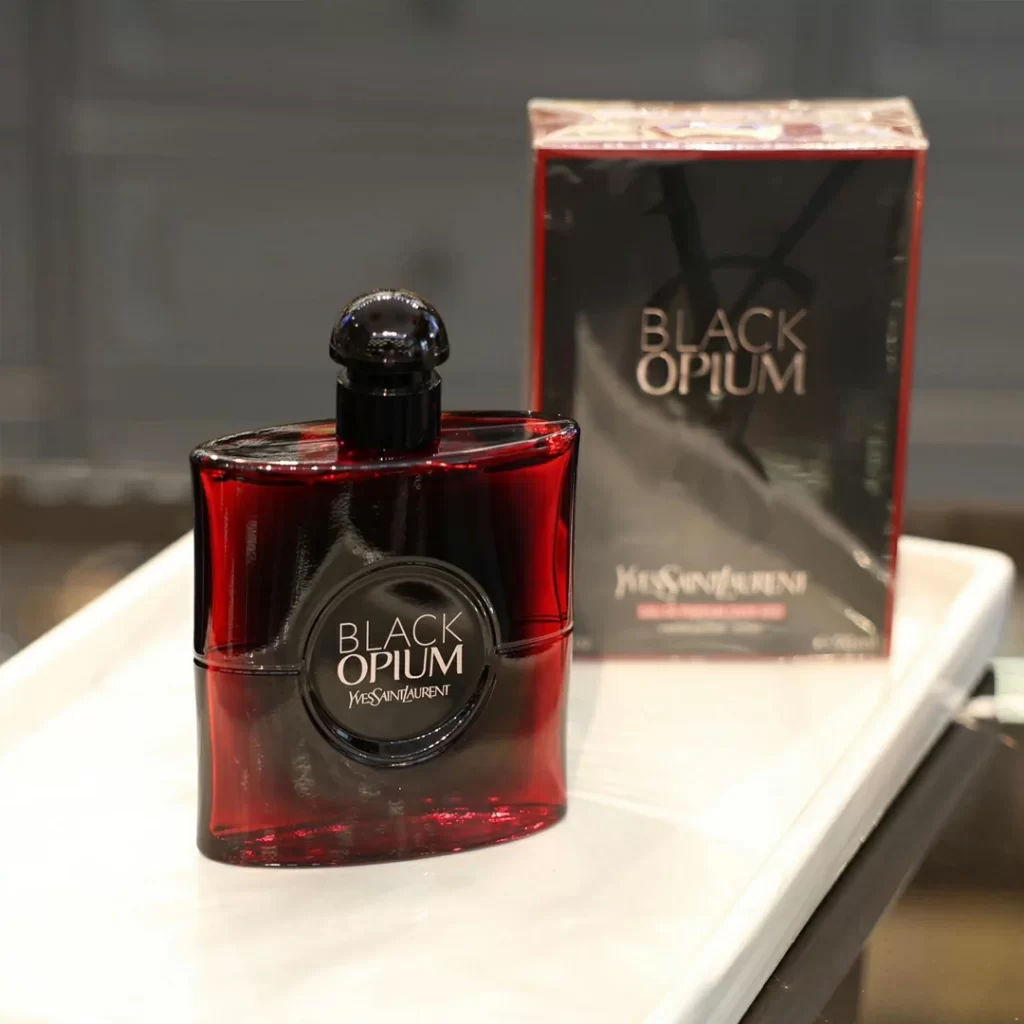 Yves Saint Laurent Black Opium Over Red EDP