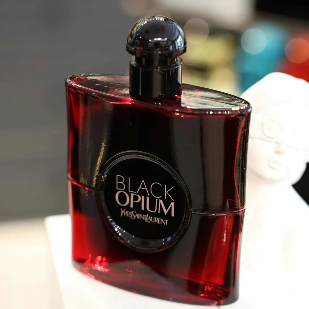 Yves Saint Laurent Black Opium Over Red EDP